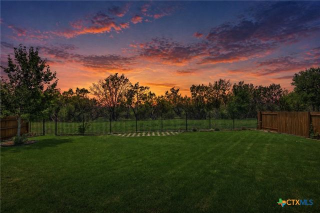 3901 Stanyan Drive, Round Rock, TX 78681