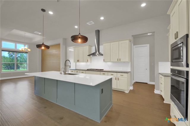 3901 Stanyan Drive, Round Rock, TX 78681