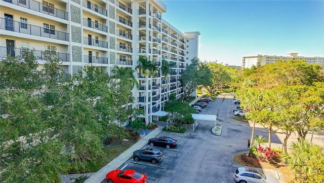 2900 N Course Drive 804, Pompano Beach, FL 33069