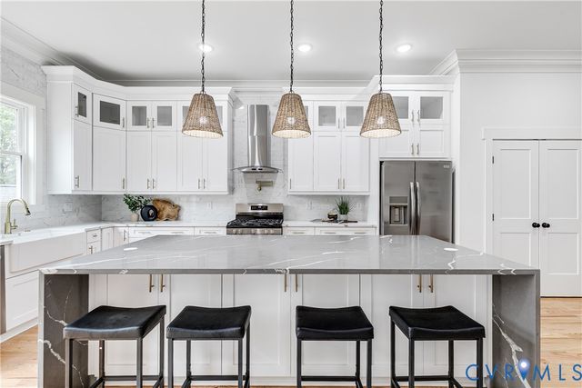 907 N 36th St, Richmond, VA 23223