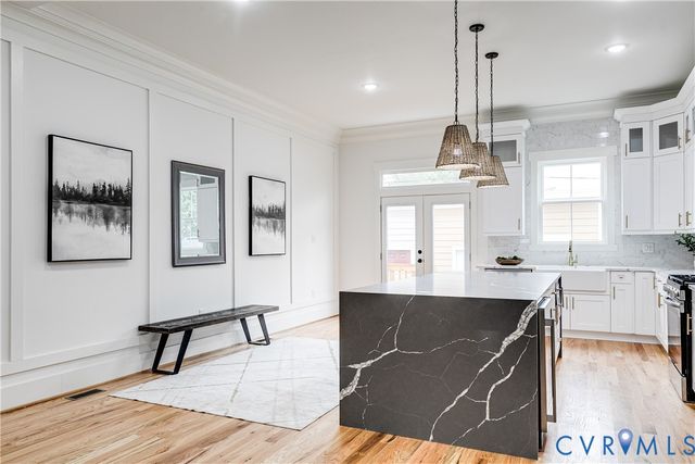 907 N 36th St, Richmond, VA 23223