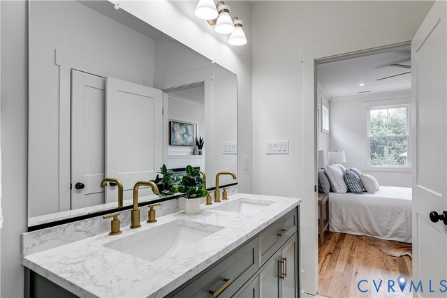 907 N 36th St, Richmond, VA 23223