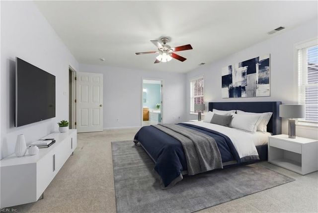 13177 Harbor DR, Carrollton, VA 23314