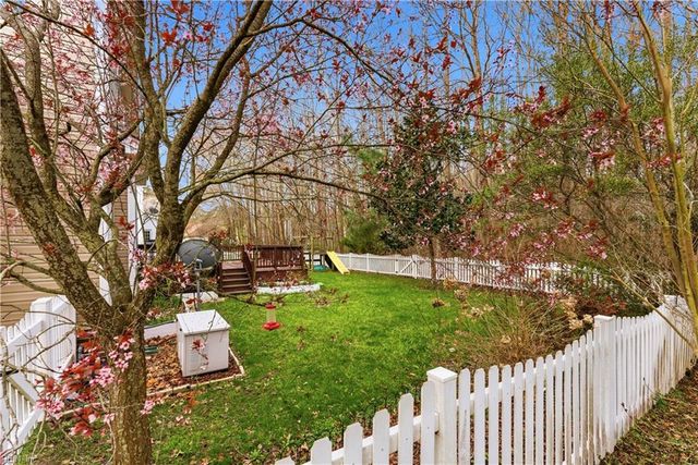 13177 Harbor DR, Carrollton, VA 23314