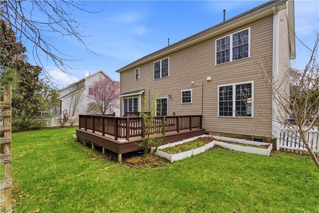 13177 Harbor DR, Carrollton, VA 23314