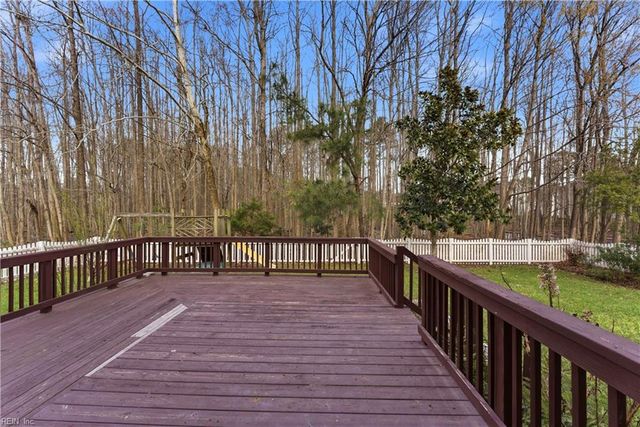 13177 Harbor DR, Carrollton, VA 23314