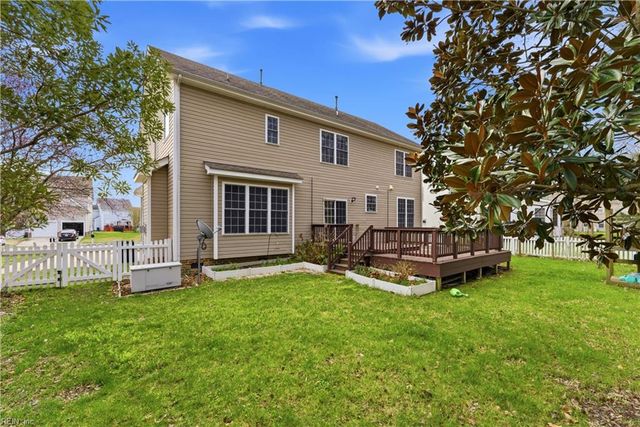 13177 Harbor DR, Carrollton, VA 23314