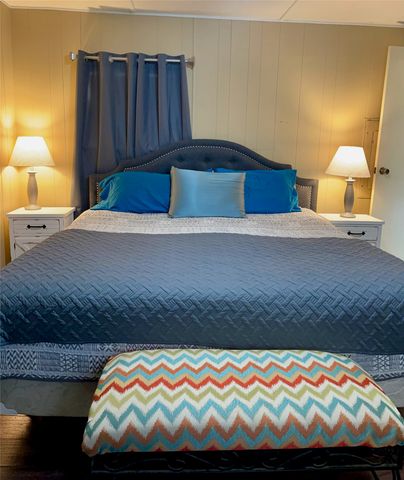 2334 Sanbar Road 50, Possum Kingdom Lake, TX 76449