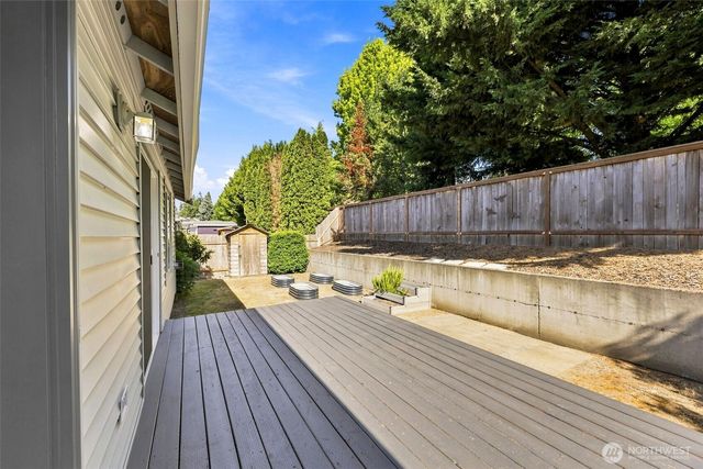 8628 Sebastian Drive NE, Olympia, WA 98516