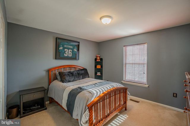 1117 SUN VALLEY, Royersford, PA 19468