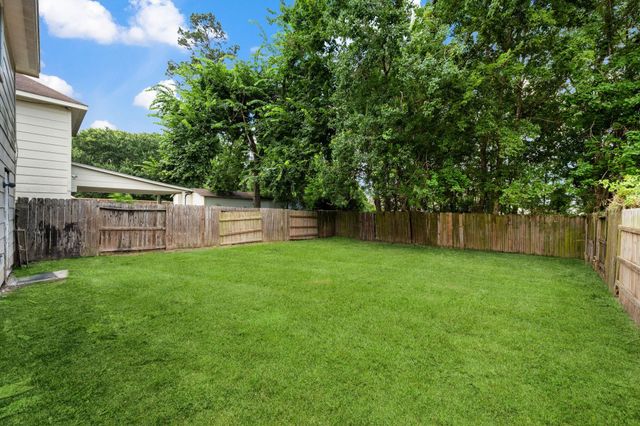 20506 Kenswick Drive, Humble, TX 77338