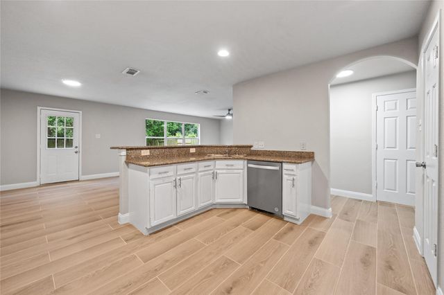 20506 Kenswick Drive, Humble, TX 77338