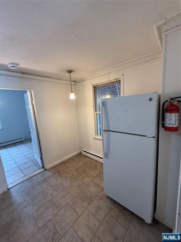 1515 Manhattan Avenue, Union City, NJ 07087
