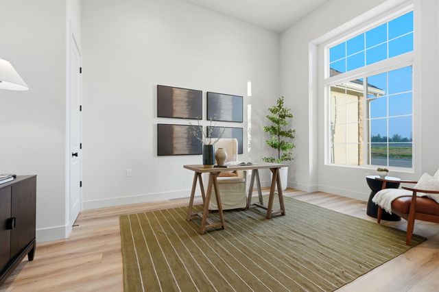 3602 W Oriole Avenue, Visalia, CA 93291