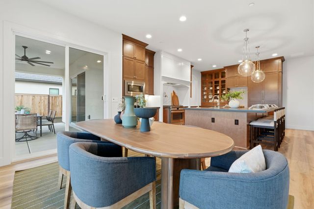 3602 W Oriole Avenue, Visalia, CA 93291