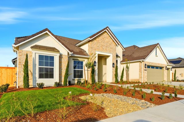 3602 W Oriole Avenue, Visalia, CA 93291