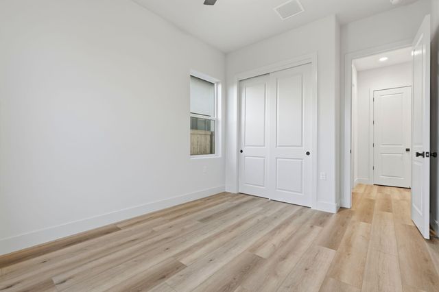 3602 W Oriole Avenue, Visalia, CA 93291