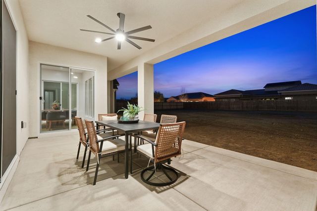 3602 W Oriole Avenue, Visalia, CA 93291