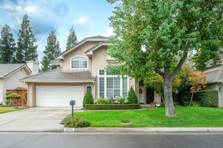 1292 E Le Parc Drive, Fresno, CA 93720