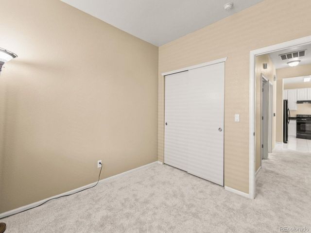 20290 E Red Fox Ln, Centennial, CO 80015