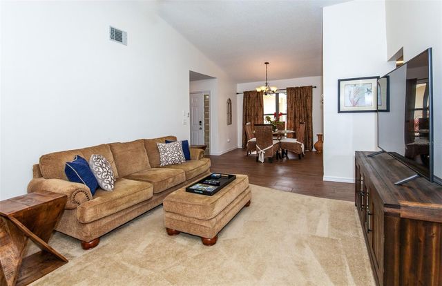 247 SOUTHAMPTON LANE 272, Venice, FL 34293