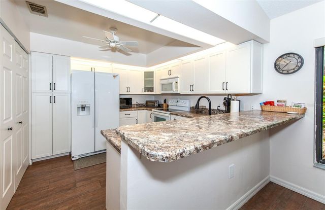 247 SOUTHAMPTON LANE 272, Venice, FL 34293