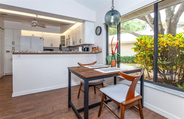 247 SOUTHAMPTON LANE 272, Venice, FL 34293