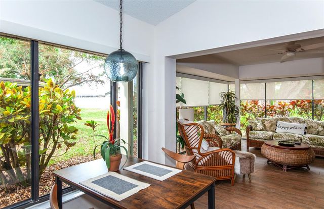 247 SOUTHAMPTON LANE 272, Venice, FL 34293