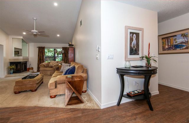 247 SOUTHAMPTON LANE 272, Venice, FL 34293