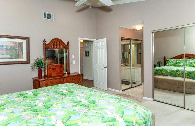 247 SOUTHAMPTON LANE 272, Venice, FL 34293