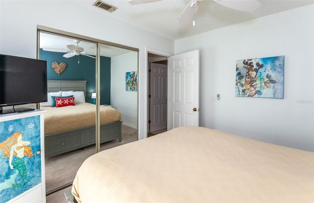 247 SOUTHAMPTON LANE 272, Venice, FL 34293