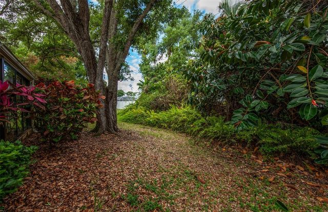 247 SOUTHAMPTON LANE 272, Venice, FL 34293