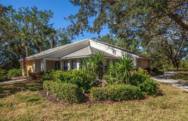 247 SOUTHAMPTON LANE 272, Venice, FL 34293