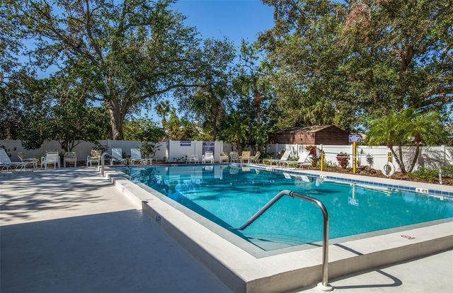 247 SOUTHAMPTON LANE 272, Venice, FL 34293