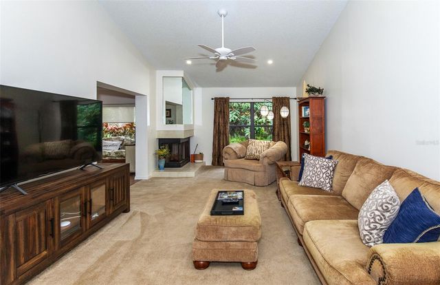 247 SOUTHAMPTON LANE 272, Venice, FL 34293