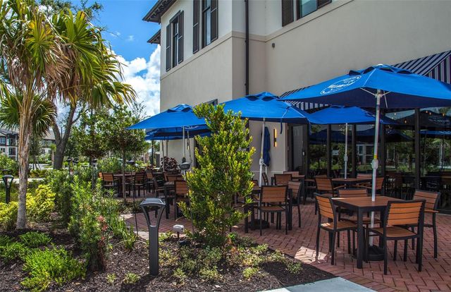 247 SOUTHAMPTON LANE 272, Venice, FL 34293