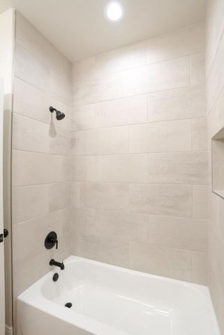 712 E 19th Street, Wolfforth, TX 79382