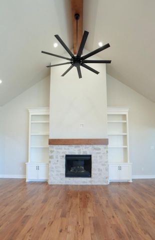 712 E 19th Street, Wolfforth, TX 79382