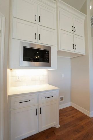 712 E 19th Street, Wolfforth, TX 79382