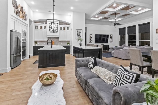 1433 Gifford Park, Bulverde, TX 78163