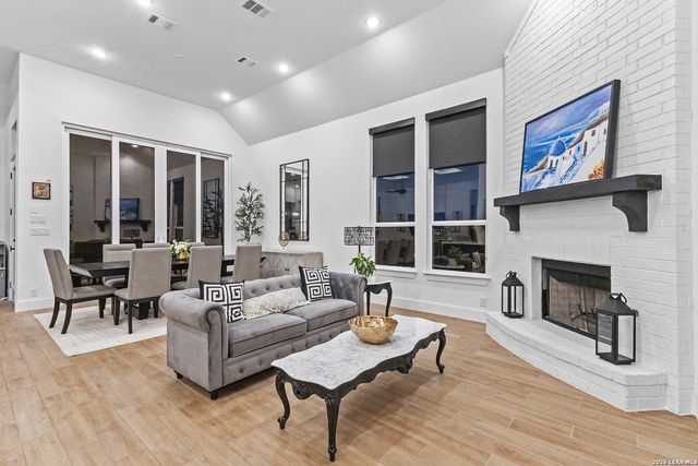 1433 Gifford Park, Bulverde, TX 78163