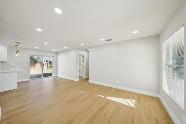 9061 SUNRISE DRIVE, Largo, FL 33773