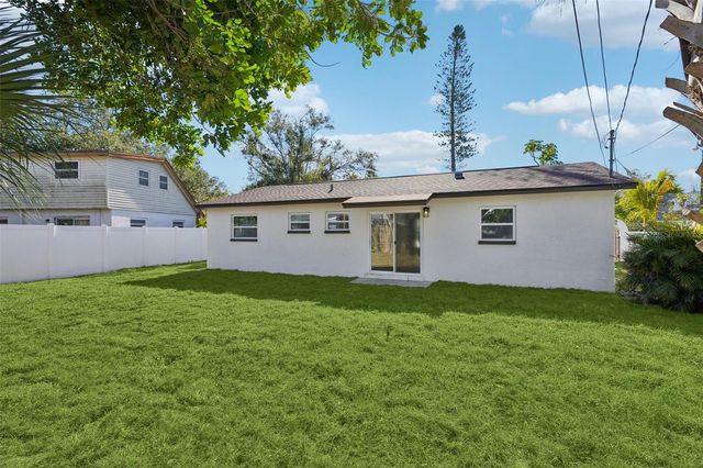 9061 SUNRISE DRIVE, Largo, FL 33773