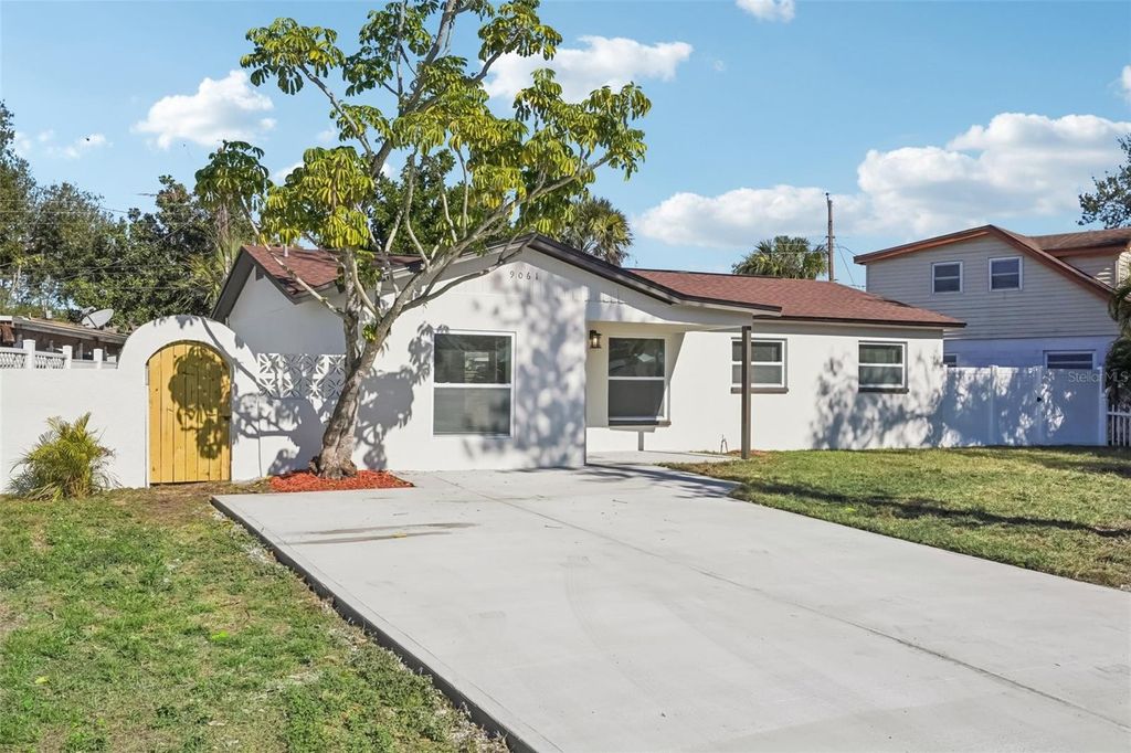 9061 SUNRISE DRIVE, Largo, FL 33773