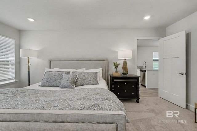 79 Summer Oaks Drive, Daphne, AL 36526