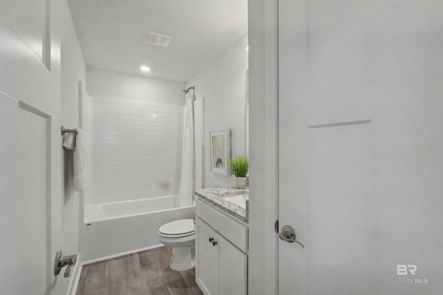 79 Summer Oaks Drive, Daphne, AL 36526