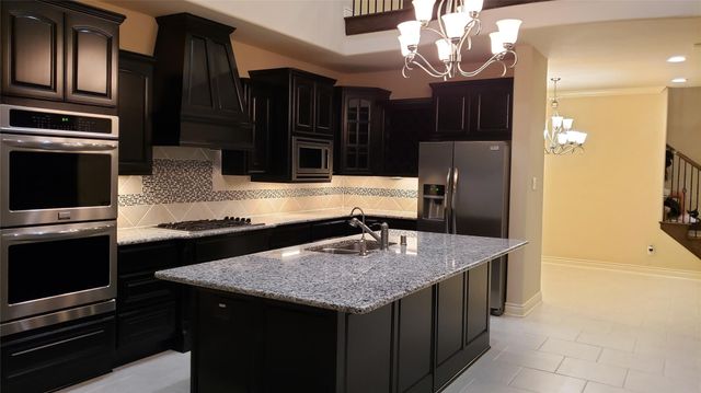 9014 Meacom Drive, Conroe, TX 77384