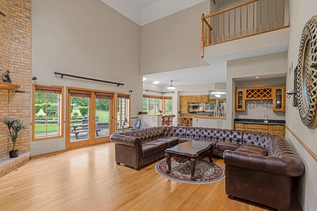 40322 N Golden Eagle Court, Antioch, IL 60002