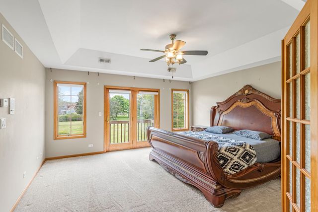 40322 N Golden Eagle Court, Antioch, IL 60002