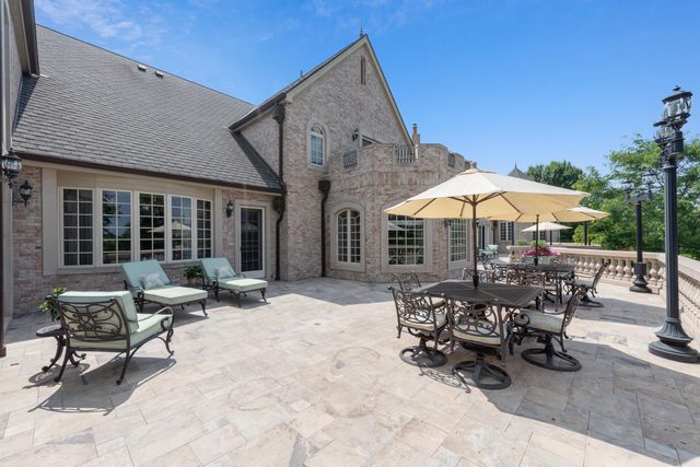 1700 Littler Drive, Chesterton, IN 46304